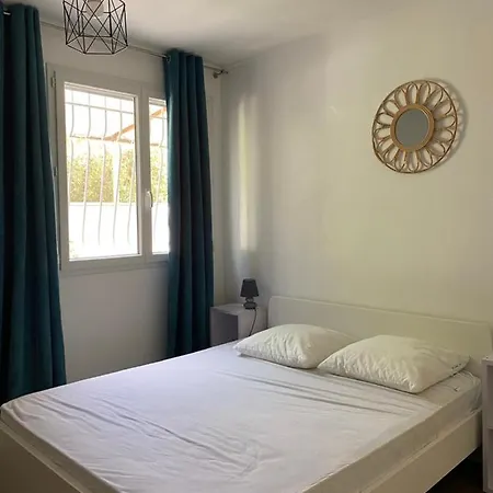 Jolie Avec Jacuzzi Hopitaux Facultes Willa *